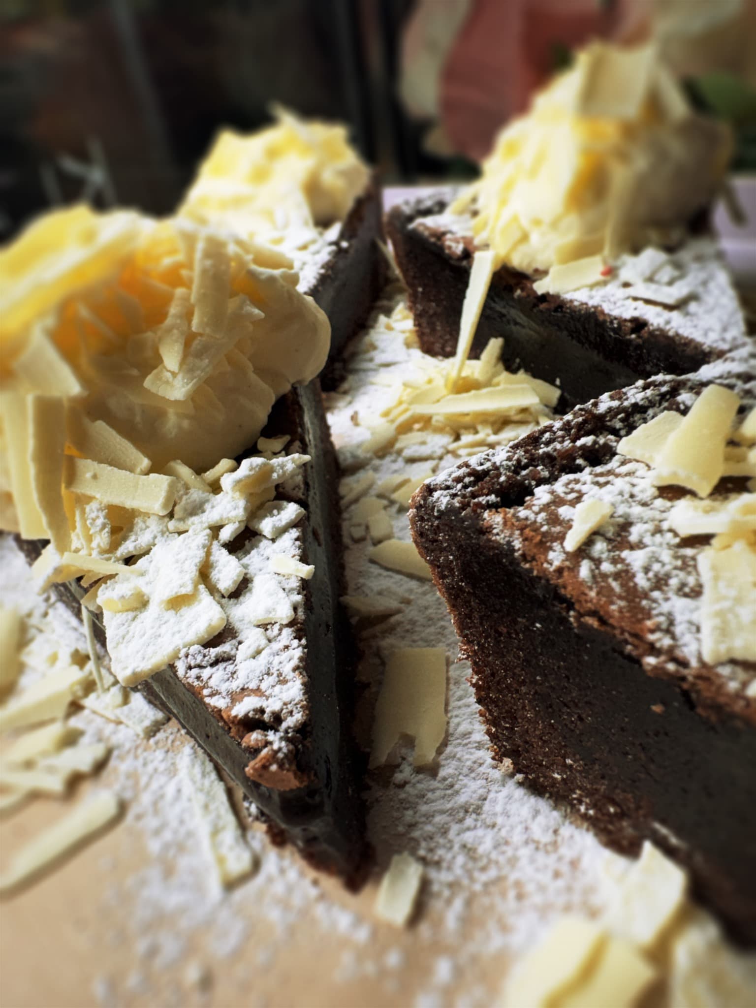 Exteriör av Café Societé 1878 i Hjo Stadspark